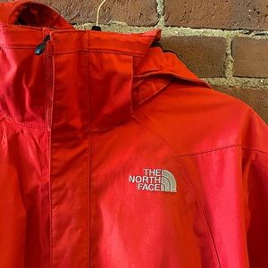 Men’s Large NorthFace Winter jacket outerwear red